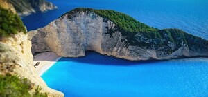 Greece Leads as Top Travel 365-Days Destination, 30 Million Visitors Expected in 2017