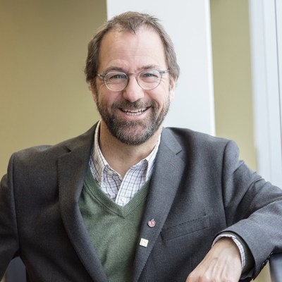 Élections à la présidence, à la vice-présidence et au bureau de direction de la Fédération des commissions scolaires du Québec - Alain Fortier est élu président de la FCSQ