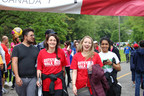 Les participants de la randonnée Gutsy en marche font montre d'un grand soutien à l'égard des Canadiens atteints de la maladie de Crohn et de la colite ulcéreuse