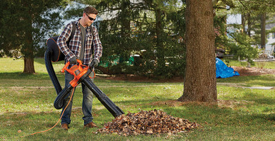 BLACK DECKER Announces 3in1 VACPACK