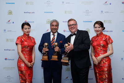 https://mma.prnewswire.com/media/521437/Cox_and_Kings_at_the_World_Travel_Award_ceremony_in_China.jpg