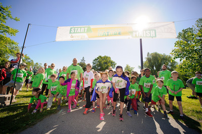 Kids get ready to run for wildlife with Kids' Run for Nature. (c) Gary Bieler (CNW Group/WWF-Canada)