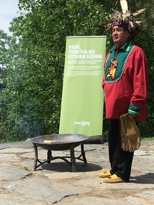 Inauguration des Escales découvertes et dévoilement de la nouvelle dénomination du parc du sommet d'Outremont