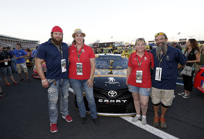 A group of wounded veterans served by Wounded Warrior Project recently enjoyed a day with the DeWALT NASCAR racing team.