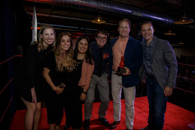 One Northerners – Sarah Mueller, Olivia Koivisto, Tanya Lord, Joseph Berglind, John Simpson and Jeff Hirner – celebrate after the B2B digital agency was announced as digital agency of the year at Built In Chicago’s 2017 Moxie Awards.