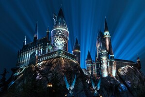 Universal Studios Hollywood Casts a Dazzling Spell on "The Wizarding World of Harry Potter" with Its All-New Summertime Enhancement, "The Nighttime Lights at Hogwarts Castle," Inviting Guests to Experience the Immersive Land in a Whole New Light, Now Open