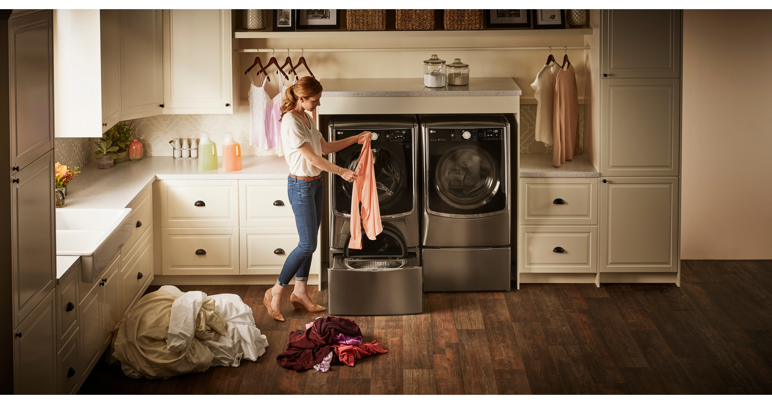 LG TWINWash™: Wash Two Loads At The Same Time l LG Africa