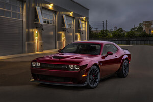 New Challenger SRT Hellcat Widebody Completes Dodge's Most Powerful Muscle Car Lineup Ever for 2018
