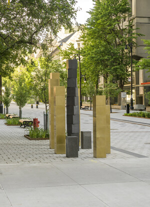 Legs du 375e de Montréal - La Brigade Arts Affaires de Montréal et la Ville de Montréal inaugurent l'œuvre d'art public Le Joyau royal et le Mile doré