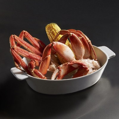 Red Lobster’s® NEW! Dueling Crab Legs™ feature a pairing of Pacific Northwest Dungeness crab legs with sweet North American Snow crab legs for the ultimate crab leg experience.