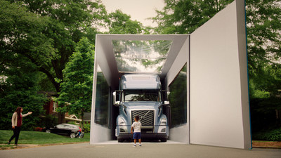 Volvo Trucks North America recently achieved a GUINNESS WORLD RECORDS title for the Largest object unboxed with the help of a 3-year-old Joel Jovine who has a passion for Volvo trucks. Jovine opened the 80’x14’x18’ box, unboxing the new Volvo VNL model.