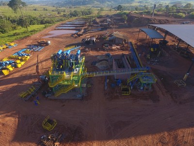 Pilot plant construction at the Espigão Manganese Project (CNW Group/Meridian Mining S.E.)