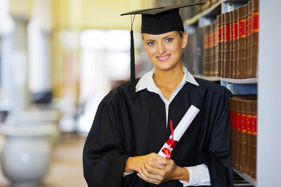 Unemployed college grads learn how to land jobs faster at www.gradcareerfestival.com