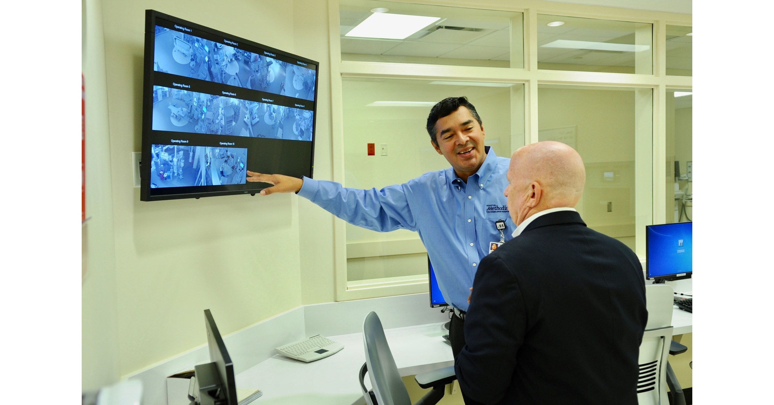 U.S. Congressman Kevin Brady (TX 08) tours newly opened Houston