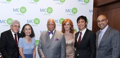 From left: Stanley Bergman (Chairman & CEO, Henry Schein, Inc.); Dr. Marion Bergman (Director, Health Care Projects, MCW); Mayor David Dinkins (106th Mayor of New York City); Liz Claman (Anchor, FOX Business Network); Edward Bergman (MCW Co-Founder & President of the Board of Directors, MCW); Ali Velshi (Anchor & Business Correspondent, NBC News).