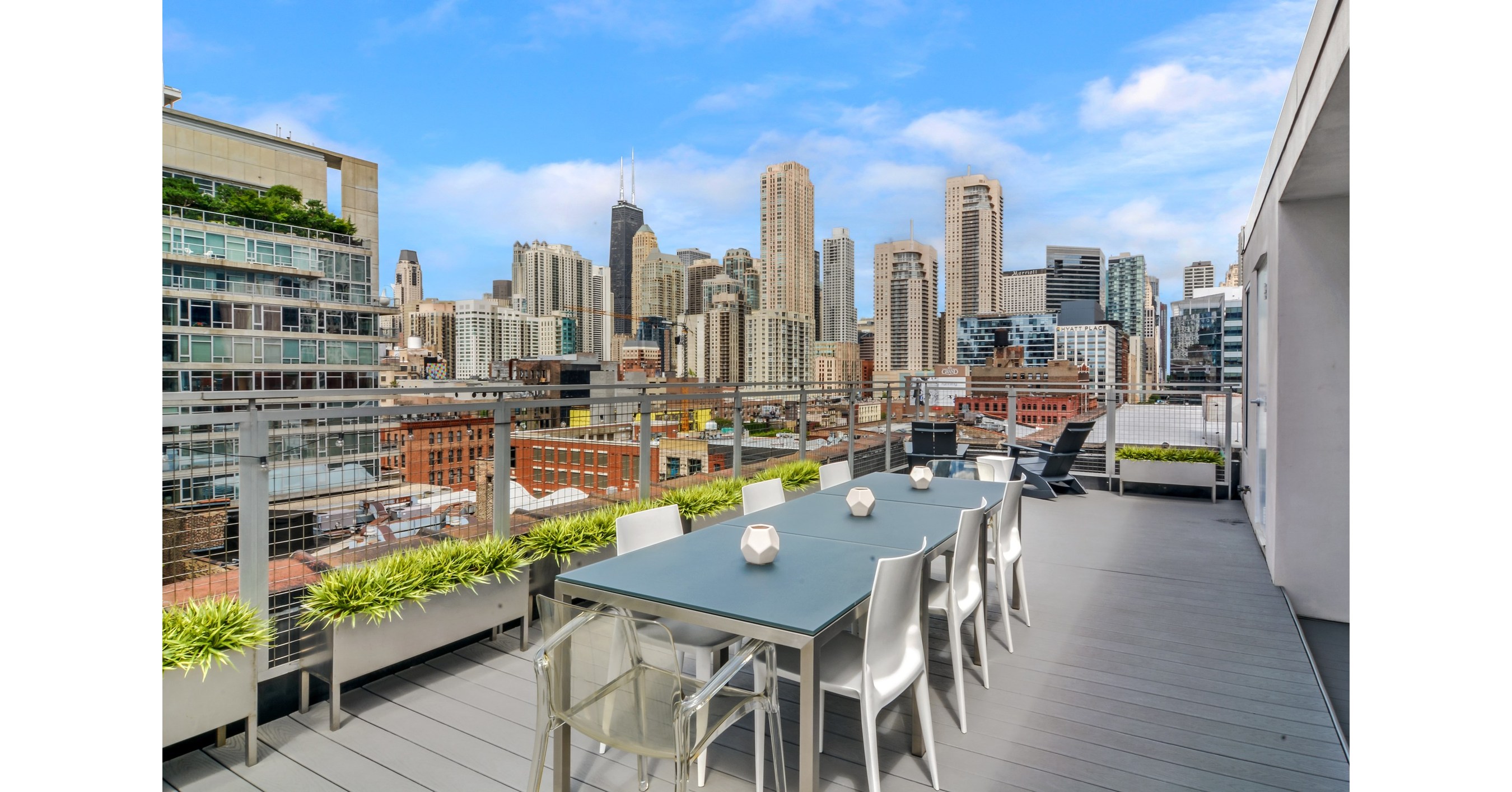 Chicago's Urban Real Estate Presents River North Ultimate Luxury