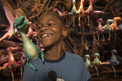 At Windtraders, guests can find Na’vi cultural items, toys, science kits and more on Pandora – The World of Avatar at Disney’s Animal Kingdom. Pandora brings a variety of exciting experiences to the park, including the family friendly Na’vi River Journey attraction, the thrilling Flight of Passage attraction, as well as new food, beverage and merchandise locations. Disney’s Animal Kingdom is one of four theme parks at Walt Disney World Resort in Lake Buena Vista, Fla. (David Roark, photographer)