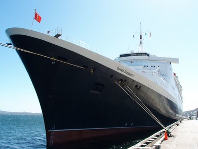 QE2 on her final world cruise in 2008