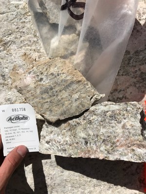 Grab sample from McVittie region (CNW Group/Rock Tech Lithium Inc.)