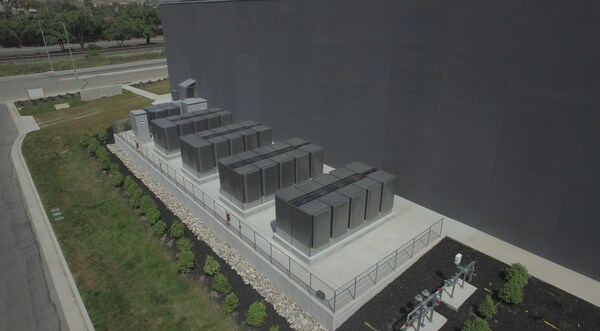 Bloom Energy fuel cells deployed on the Equinix Great Oaks campus in the Silicon Valley