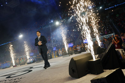 Marc Ashley enters the stage to massive applause & fanfare. (PRNewsfoto/Market America)