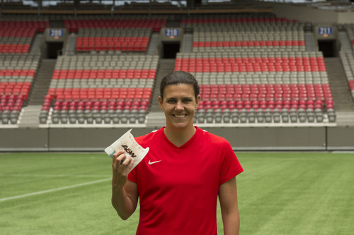 Burgers to Beat MS: On August 24th, soccer superstar Christine Sinclair is helping A&W Canada and the MS Society of Canada celebrate Burgers to Beat MS, a campaign to benefit Canadians living with MS. On this day, $2 from every Teen Burger® sold will be donated to help end MS. Since 2009, A&W has raised more than $9 million to support the MS community across Canada and world-class MS research. (CNW Group/A&W Food Services of Canada Inc.)