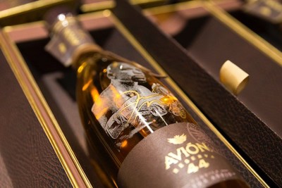 Tequila Avión Celebrates Floyd Mayweather Jr. With Limited Edition, Commemorative Bottle of Avión Reserva 44 Extra Añejo Tequila.