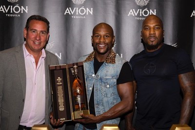 Ken Austin, Founder and Chairman of Tequila Avión and Hip Hop Mogul and Avión Partner Jeezy Celebrate Floyd Mayweather Jr. With Limited Edition, Commemorative Bottle of Avión Reserva 44 Extra Añejo Tequila