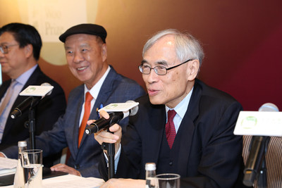 Professor Lawrence J. Lau, Presidente, Comité de Recomendación del Premio LUI Che Woo