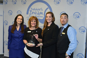Debbie's Dream Foundation: Curing Stomach Cancer Names Melani Vincelli Volunteer of the Year Award Recipient
