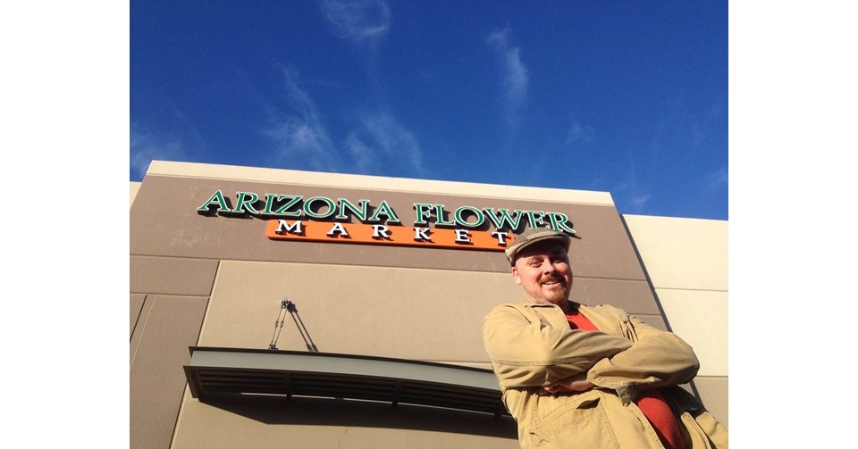 Arizona Family Florist Lends Support to Hurricane Harvey Victims by Offering Free Sunflowers in