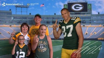 The new Interact With The Pack Virtual Photo Experience featuring Jordy Nelson, Randall Cobb, David Bakhtiari and Bryan Bulaga is available to fans at all home games.
