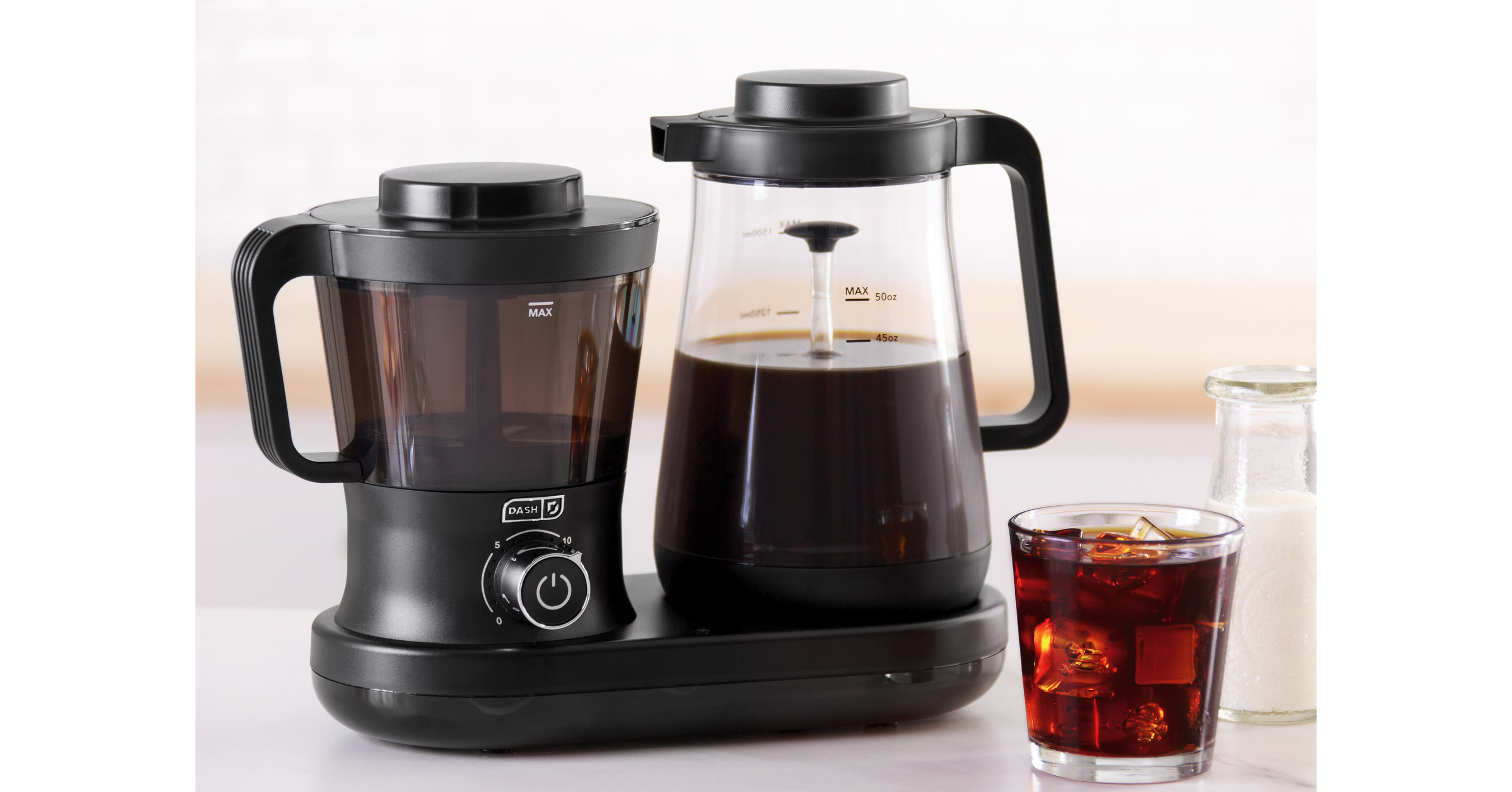 Dash Rapid Cold Brew Coffee Maker in Black