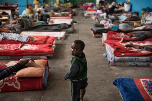 Jusqu'à trois quarts des enfants et des jeunes victimes de mauvais traitements, de traite et d'exploitation sur les routes migratoires de la mer Méditerranée - UNICEF, OIM