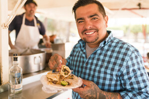 Tequila Cazadores y el célebre chef Aarón Sánchez rinden homenaje a dueños de bodegas y mercados locales famosos a través de la nueva serie de Taco Tuesday, 'Bodega Bites'