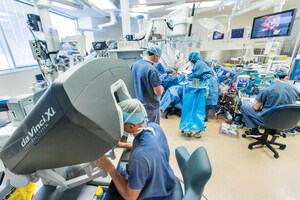 Une première canadienne à l'Institut de Cardiologie de Montréal - Un robot chirurgical dédié aux patients devant subir une chirurgie cardiaque mitrale et coronarienne