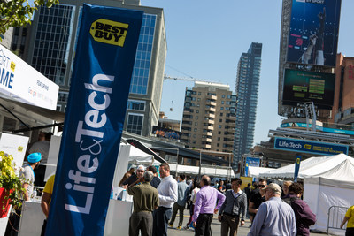 Back for its third year, Best Buy Canada's Life & Tech Festival is taking place at Yonge-Dundas Square. The three-day free public event showcases the latest and greatest in emerging technology. (CNW Group/Best Buy Canada)