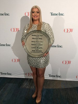 Jamie Kern Lima, IT Cosmetics Co-Founder and CEO, Wins CEW Achiever Award (PRNewsfoto/IT Cosmetics)