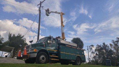 Toronto Hydro crews spent more than three days restoring power in the Tampa area of Florida (CNW Group/Toronto Hydro Corporation)