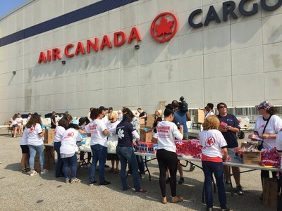 Air Canada Foundation employee and family members (CNW Group/Air Canada)