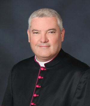 Monsignor Boland, President of Catholic Charities of the Archdiocese of Chicago, Receives Bishop Sullivan Award From Catholic Charities USA