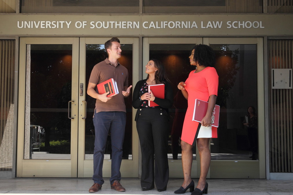 USC Gould Launches Online Certificate Program in Entertainment Law