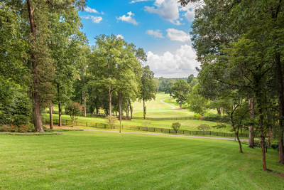 On Saturday, October 7, 2017, Platinum Luxury Auctions will conduct the live auction sale of this impressive estate in Greenville, South Carolina. The property boasts 23 private acres with equestrian amenities, and overlooks the Green Valley Country Club. Previously asking $2.75 million, it will now be sold at auction to the highest bidder who meets or exceeds the auction’s reserve bid of only $1 million. Details at SouthCarolinaLuxuryAuction.com.