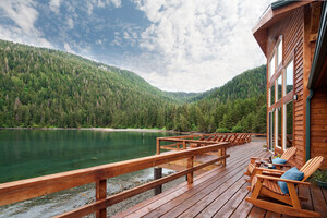 Premier Alaska Sportfishing Lodge Earns Sustainability Certification