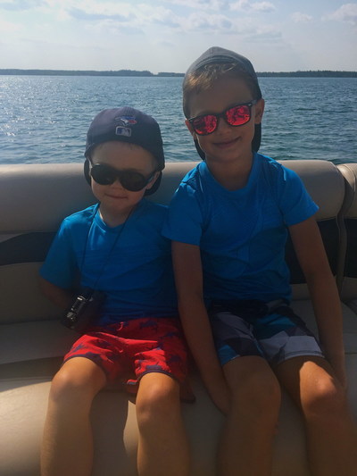 Lennon and Louis Roe, Clear Lake, Manitoba, August 2017 (CNW Group/The Family of Tara Roe)