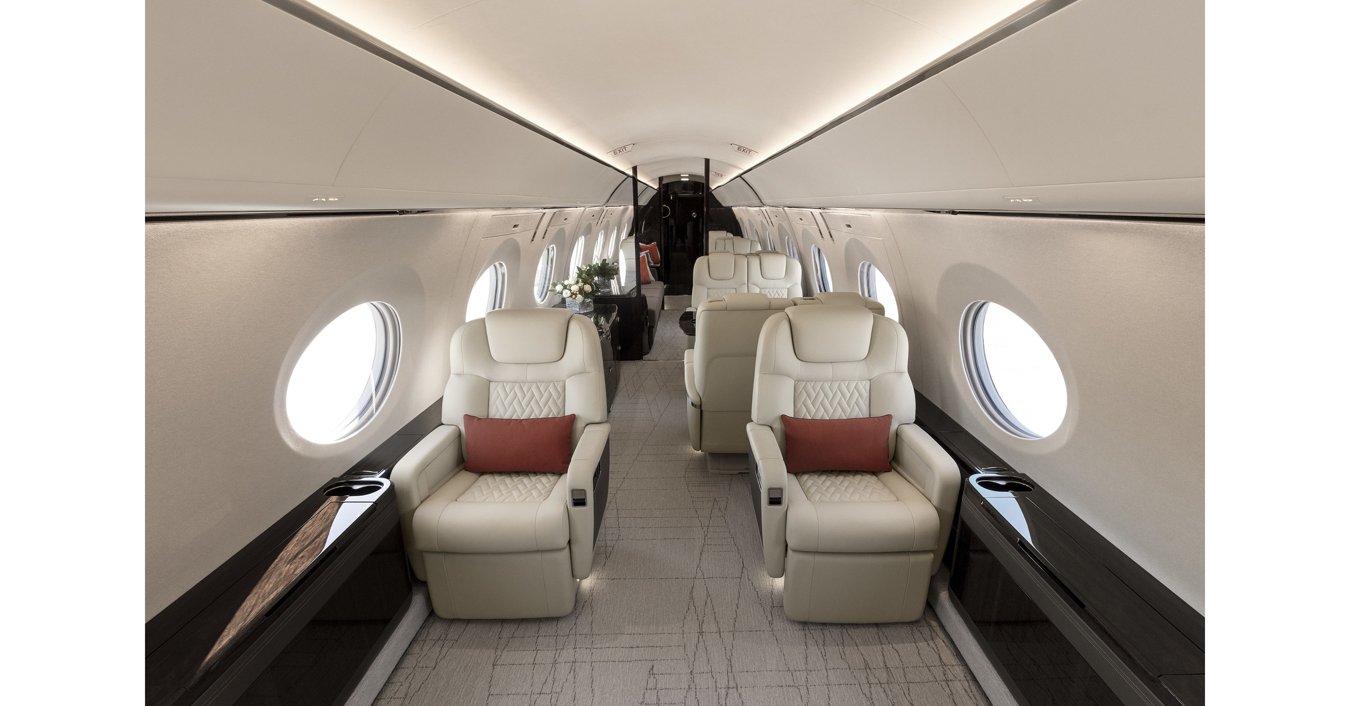 Fully Outfitted Gulfstream G600 Makes Debut At NBAA BACE