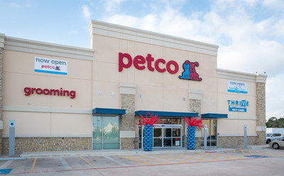 Pet specialty retailer opens first in-store veterinary hospital in Aldine, Texas this month