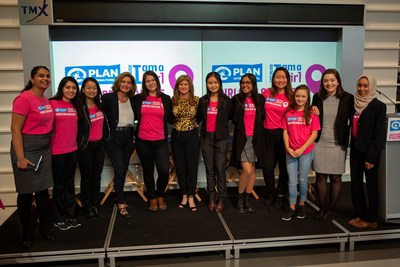 Former Conservative Leader Rona Ambrose and CTV National News Chief Anchor Lisa LaFlamme are joined by a group of young women leaders at a Plan International Canada youth panel at the Toronto Stock Exchange in celebration of International Day of the Girl on Oct. 11. (CNW Group/Plan International Canada)