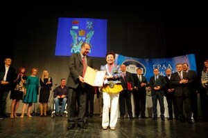 Yihai Group Chairman Linda Wong Honored at City Day Celebration in Uzice, Serbia