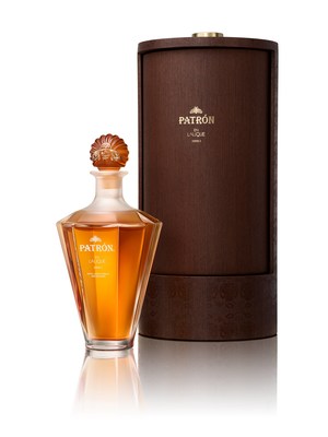 Patrn en LALIQUE: Serie 2 brings together Mexico's mastery of artisanal tequila and France's crown jewel of the crystal industry